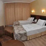 Hotel Epic 3*