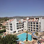 Hotel Epic